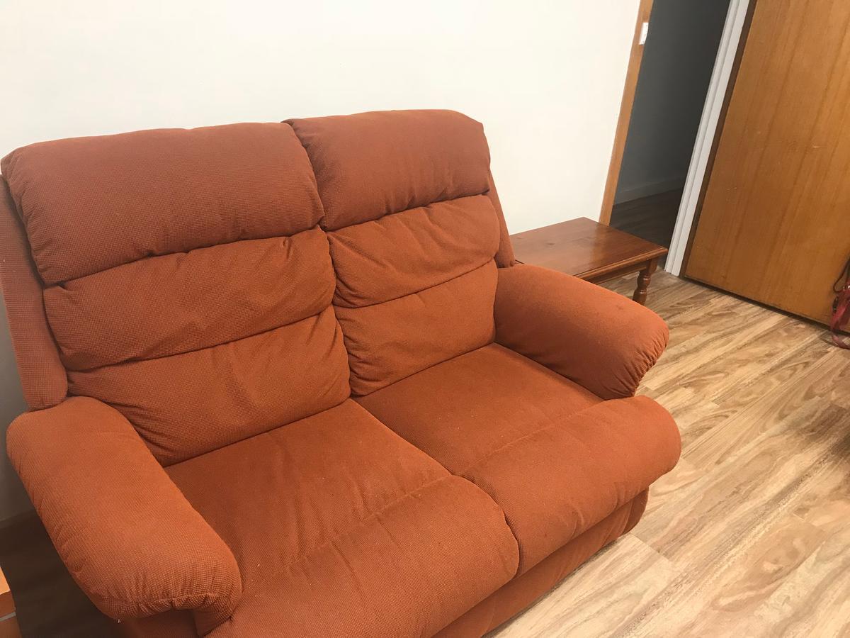 דירות Kingscote Central מראה חיצוני תמונה